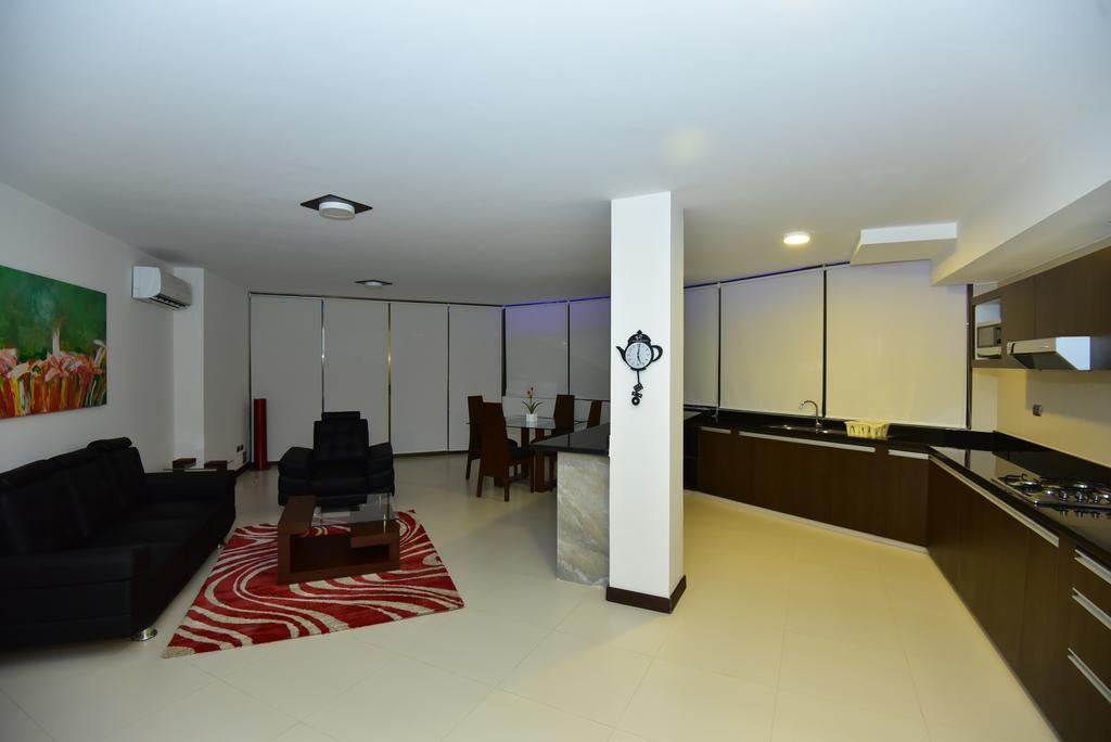 Mai Suites Apart Hotel サンタ・クルス・デ・ラ・シエラ エクステリア 写真